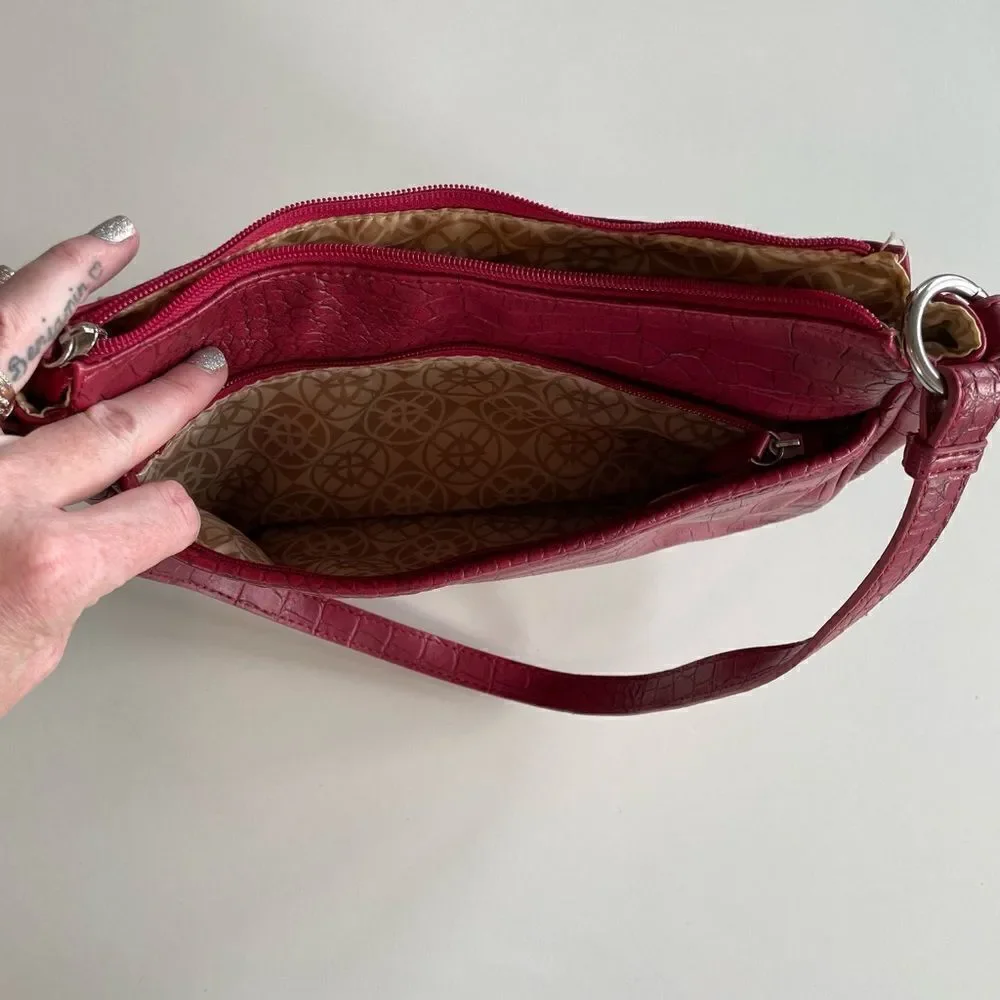 Pre-Owed Nicole by Nicole Miller Womens Red Alligator Print Hobo Purse